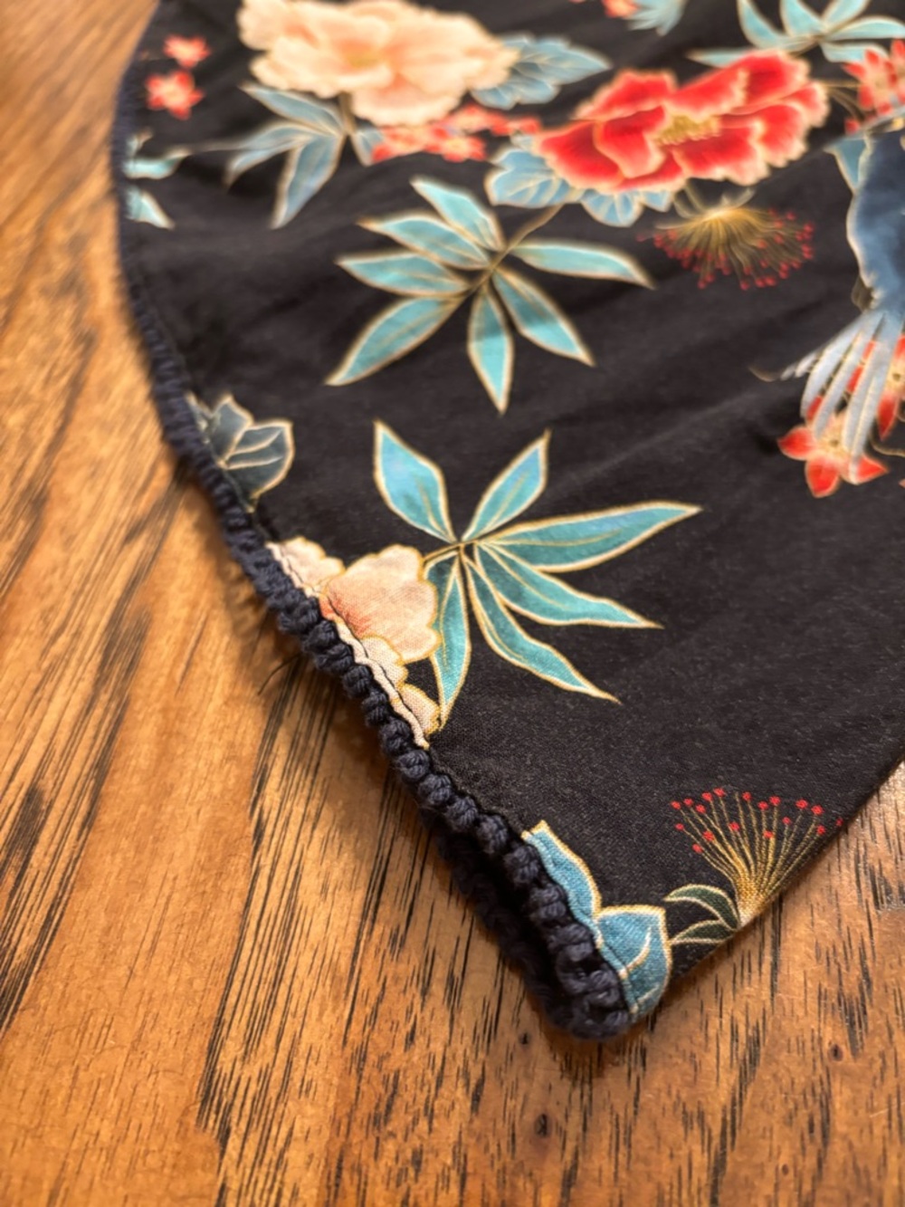 Farm Rio Tropical Bird Floral Off Shoulder Crop Top Tassel Tie Small - Picture 8 of 15